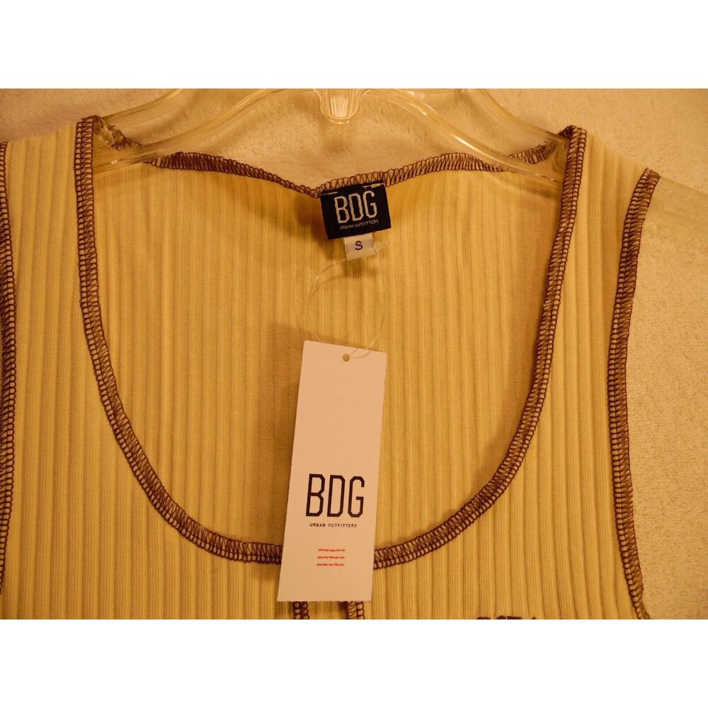 BDG Urban Outfitters Tank Top Womens S Tan Notch Neck Crop NWT - Picture 5 of 7